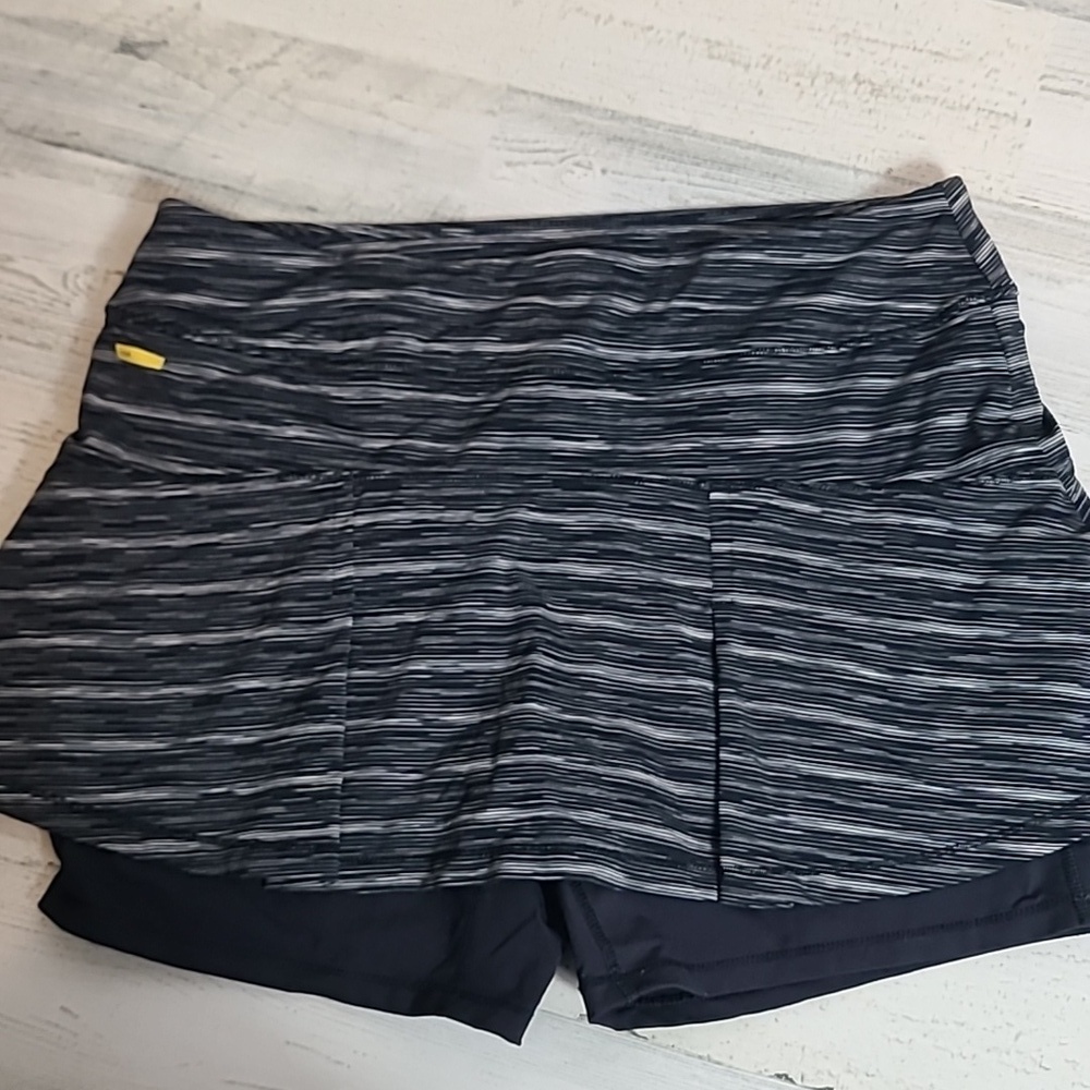 Lole Running Tennis Skirt Black/ Gray Size LARGE